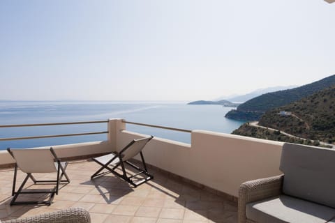 View (from property/room), Balcony/Terrace, Sea view