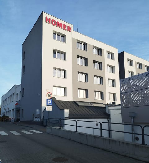 Property building, Day, Street view