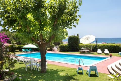 On site, Sea view, Swimming pool