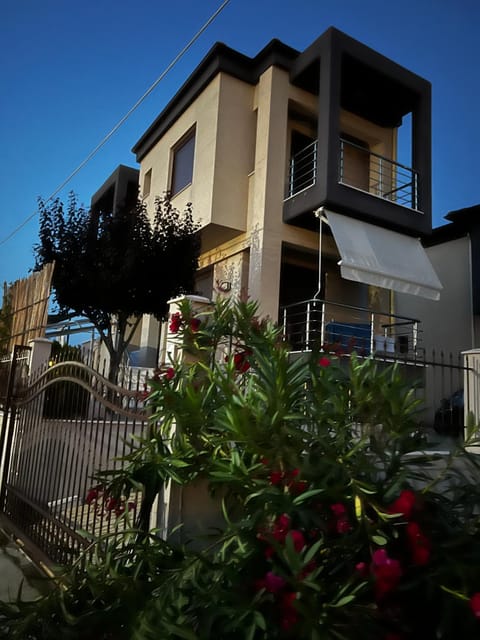 AM Beach House House in Halkidiki