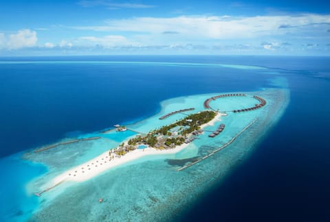 Property building, Natural landscape, Bird's eye view, View (from property/room), Beach, Sea view