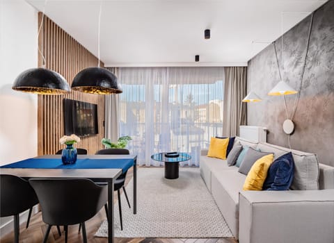 TV and multimedia, Balcony/Terrace, Living room, Seating area