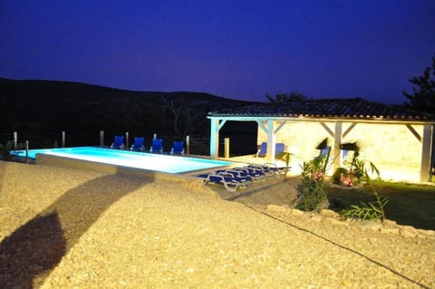 Villa Vallon Pont d'Arc Apartment in Vallon-Pont-d'Arc