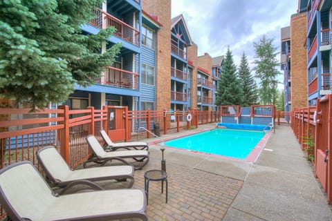 River Mountain Lodge, A Vail Resorts Property Nature lodge in Breckenridge