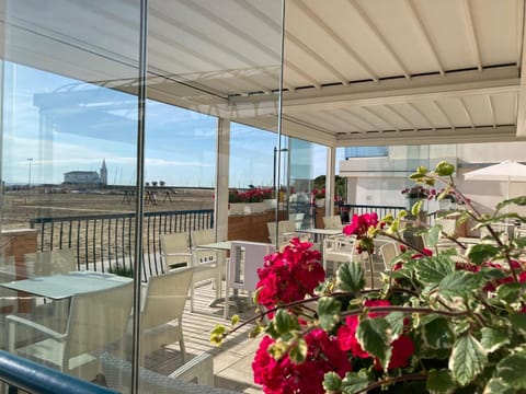 Balcony/Terrace, Balcony/Terrace