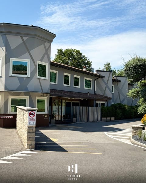 Iris Hotel Hotel in Province of Brescia