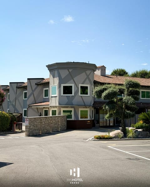 Iris Hotel Hotel in Province of Brescia