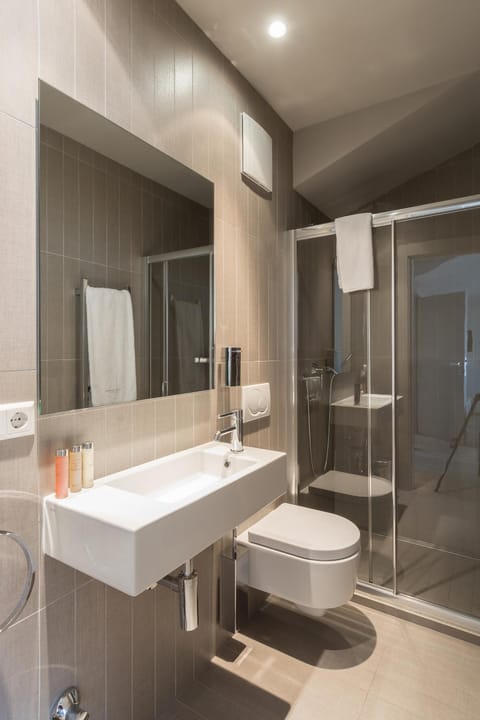 Four Stars Aparthotel Apartment hotel in Luxembourg