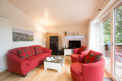 TV and multimedia, Living room, Seating area, fireplace, fireplace