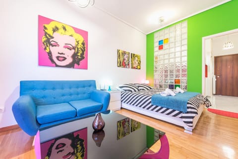 Seating area, Bedroom