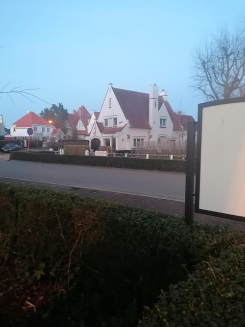 Villa DM Bed and Breakfast in De Haan