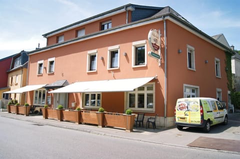 Property building, Day