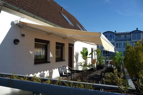 Property building, Balcony/Terrace