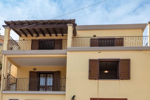 Casa sa Montera B - Terrazza Vista Mare Apartment in Santa Maria Navarrese