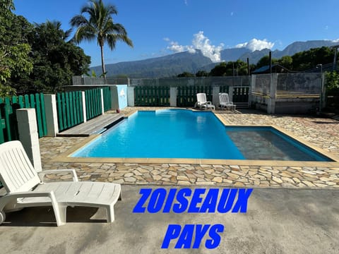 Day, Natural landscape, Mountain view, Pool view, Swimming pool, sunbed