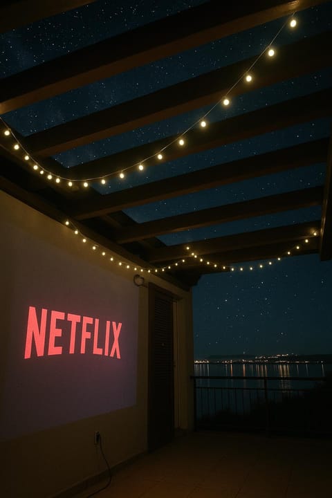 Balcony/Terrace, Evening entertainment