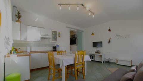 Apartment Boba Apartment in Murter