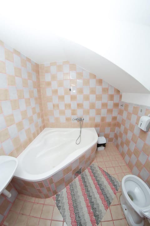 Chalets & Rooms Čarda Šebešfok Bed and Breakfast in Vojvodina