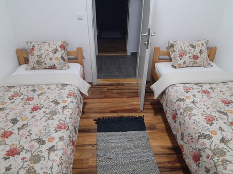 Chalets & Rooms Čarda Šebešfok Bed and Breakfast in Vojvodina