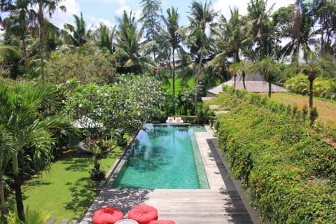 Property building, Patio, Patio, Spring, Day, Neighbourhood, Natural landscape, Summer, Garden, Garden, View (from property/room), View (from property/room), Balcony/Terrace, Balcony/Terrace, Other, Decorative detail, On site, Garden view, Garden view, Pool view, Pool view, Area and facilities, Area and facilities, Area and facilities, Swimming pool, Swimming pool, Seasons, Time of day, Family
