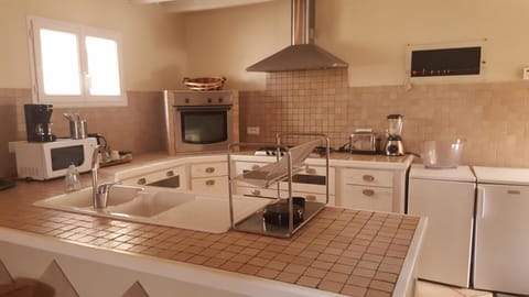 Property building, Kitchen or kitchenette