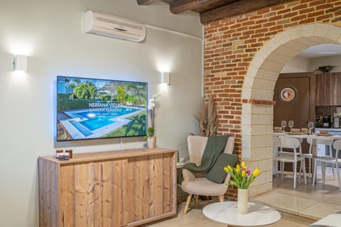 Neriana Villa - Garden Paradise Villa in Crete