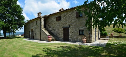 Agriturismo Le Case Farm Stay in Umbria