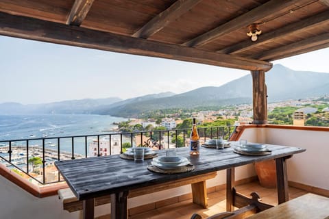 Property building, Day, Natural landscape, View (from property/room), Balcony/Terrace, Dining area, Sea view