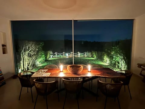 Night, View (from property/room), Dining area