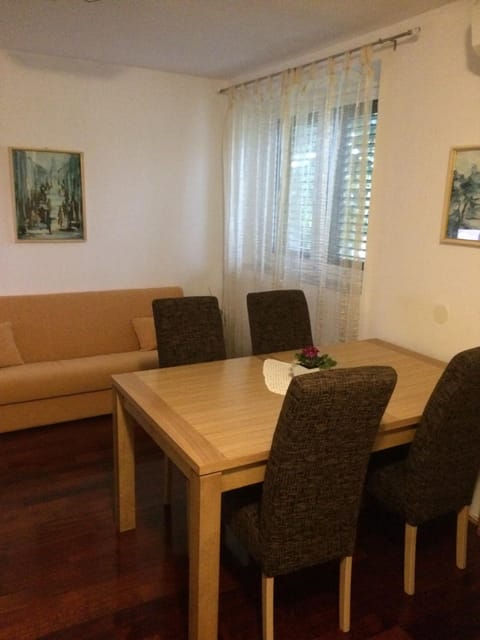 Apartment Nada Apartment in Dubrovnik-Neretva County