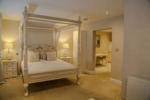 No.10 Preston Hotel in Preston