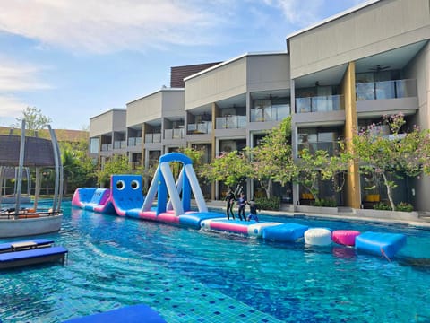 Activities, Swimming pool