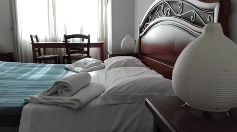 Bed, Night, Bedroom