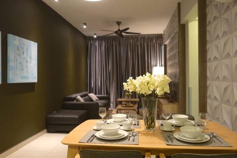 Living room, Dining area