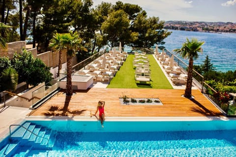 Balcony/Terrace, City view, Pool view, Sea view, Swimming pool, Swimming pool
