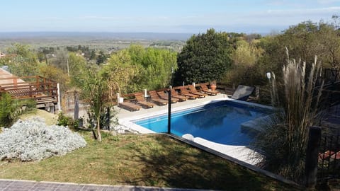 Day, Pool view