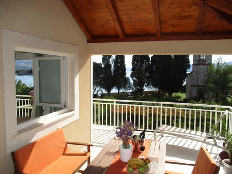 Apartments Carol Apartment in Dubrovnik-Neretva County