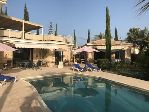 Villa Manzanillo Villa in Peyia