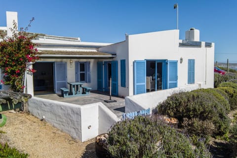 Facade/entrance, BBQ facilities