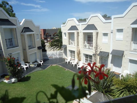 Bird's eye view, Garden view