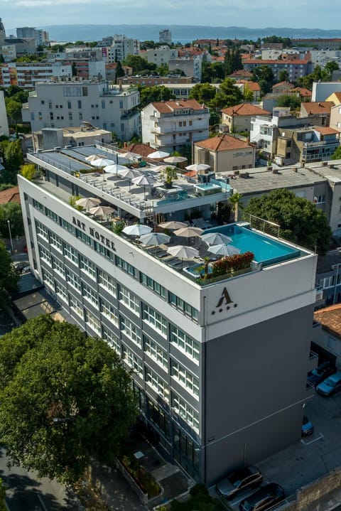 Property building, City view