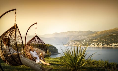 Lounge or bar, Drinks