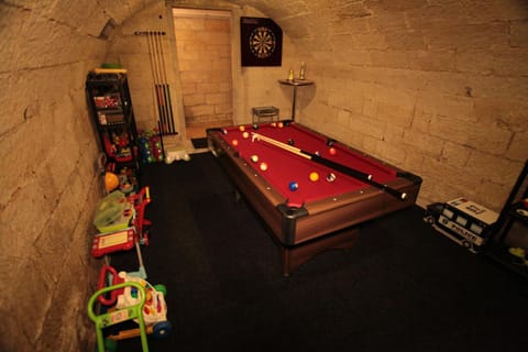 Billiard, Darts, Game Room, Kids's club