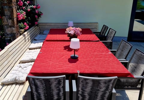 Balcony/Terrace, Seating area, Dining area