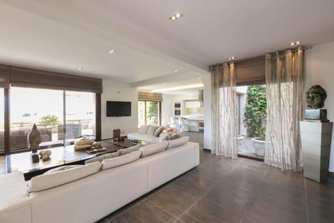 CasaGreek Komotini Bed and Breakfast in Evros, Greece