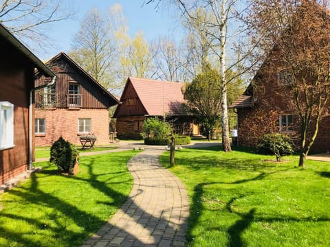 Property building, Spring, Day, Garden, Garden view