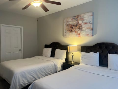 Resort Style Apt/Home in Houston Medical Centre Apartment in Houston