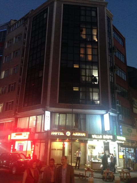 Facade/entrance, Off site
