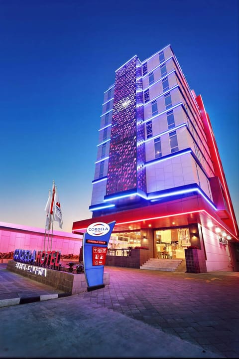 Property building, Facade/entrance