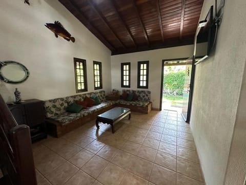 Trindade Casa Amarela House in State of Rio de Janeiro